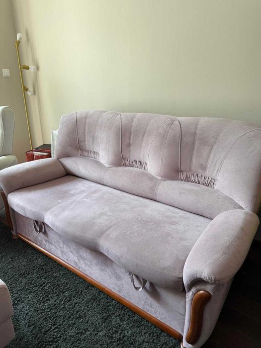 Zestaw wypoczynkowy: rozkładana sofa z pojemnikiem + fotel + podnóżek