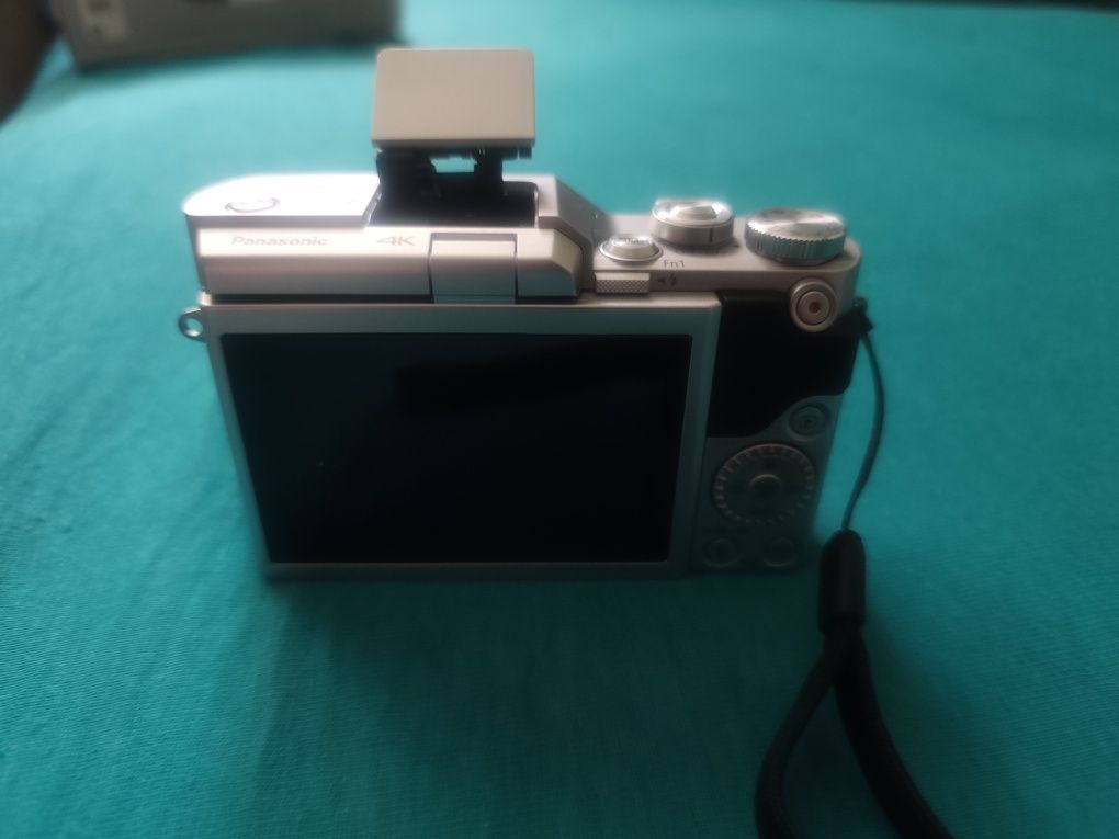 Panasonic Lumix DC-GX800K