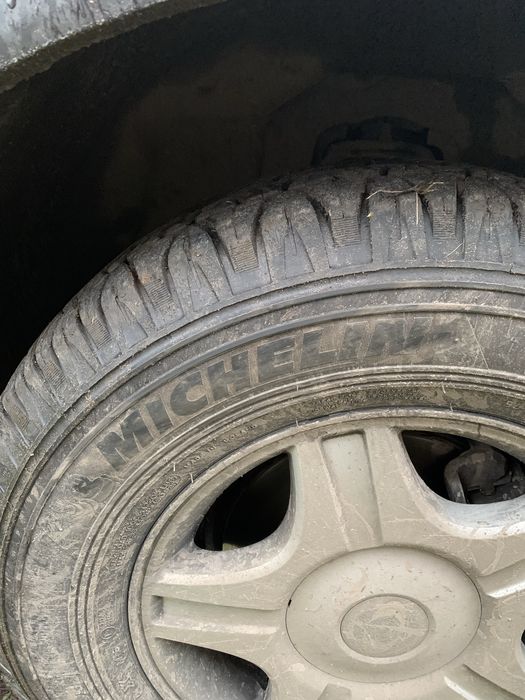 Не розмитнене авто в гарному стані.