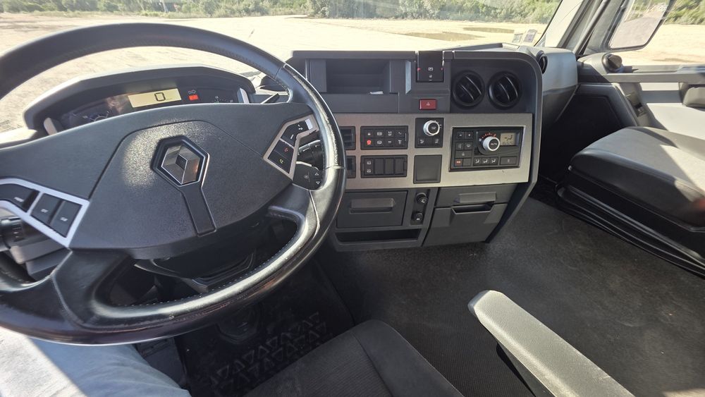 Renault T 480 com Retarder 2017