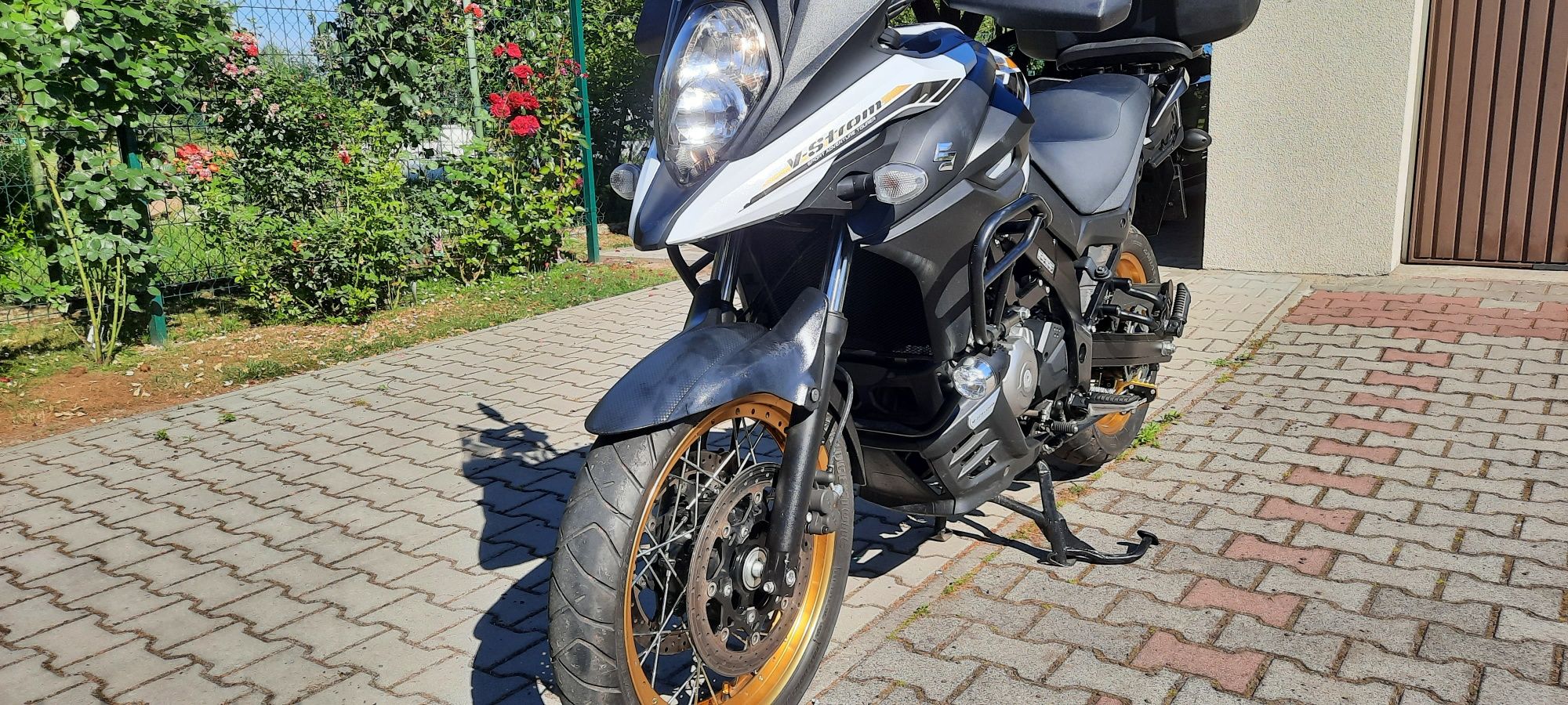 Suzuki Dl 650 XT V-strom 2021 rok mały przebieg, doposażony