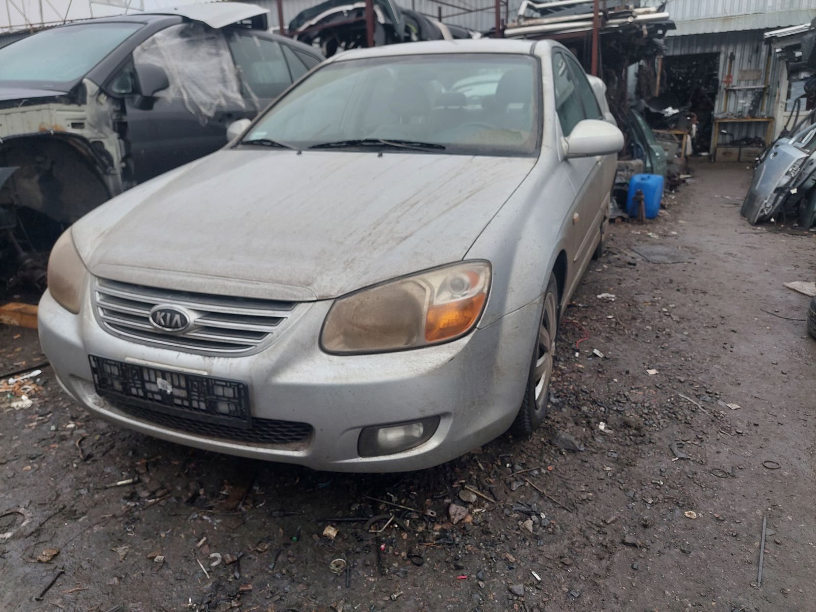 Розборка, шрот, оригінальні вживані запчастини на Kia Cerato 2007г