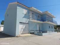 Moradia T4 para venda