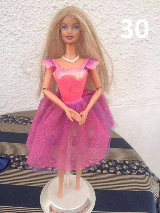 Bonecas Barbie - várias (5)