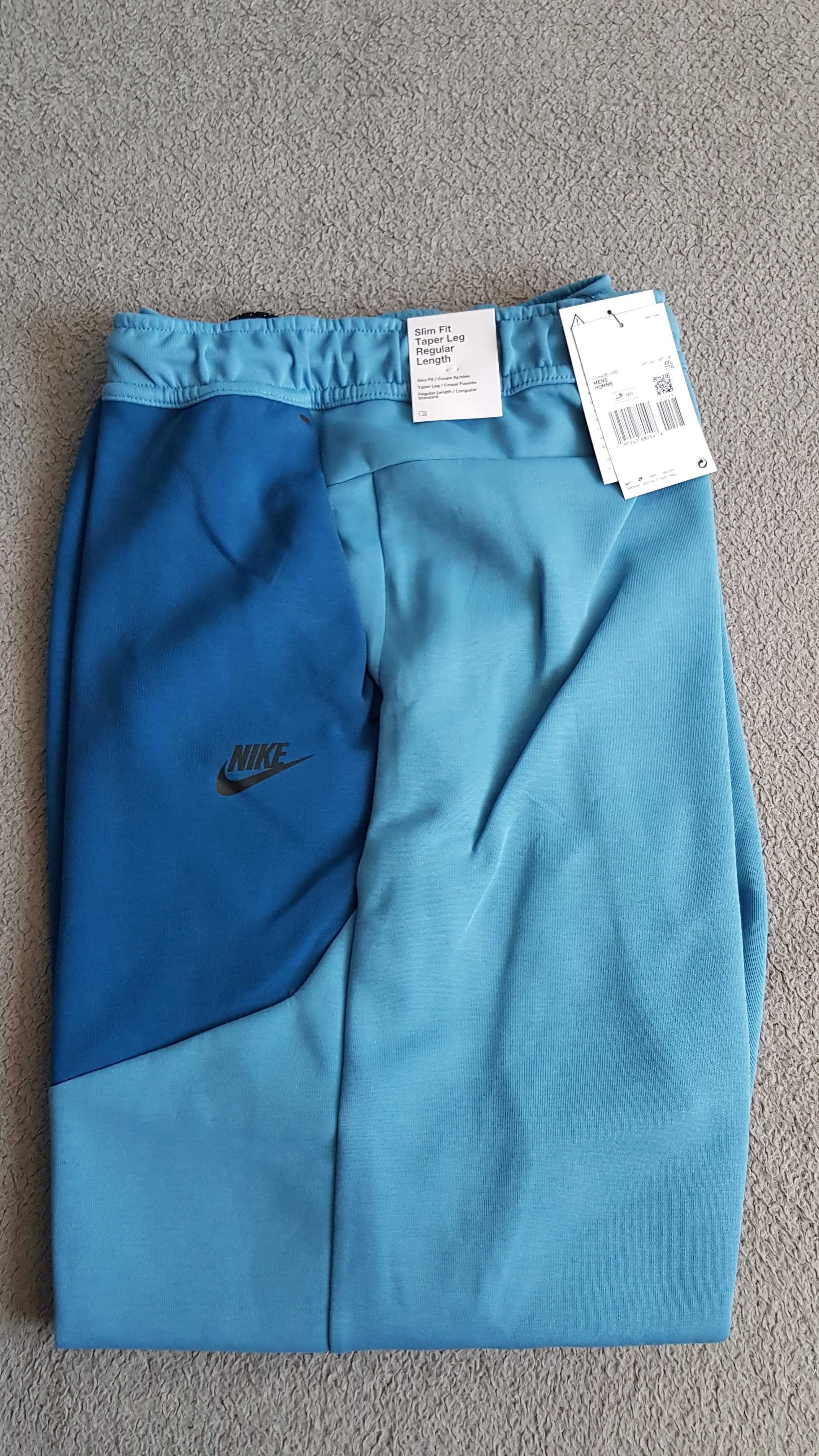 Nike XXL dres Fleece Tech niebieskie granatowe joggery spodnie nowe