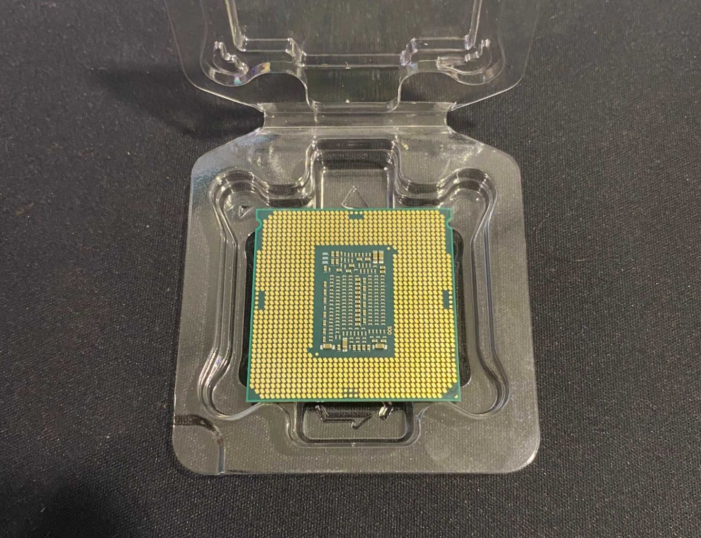 Processador Intel® Core™ i5-9400F
cache de 9 M, até 4,10 GHz