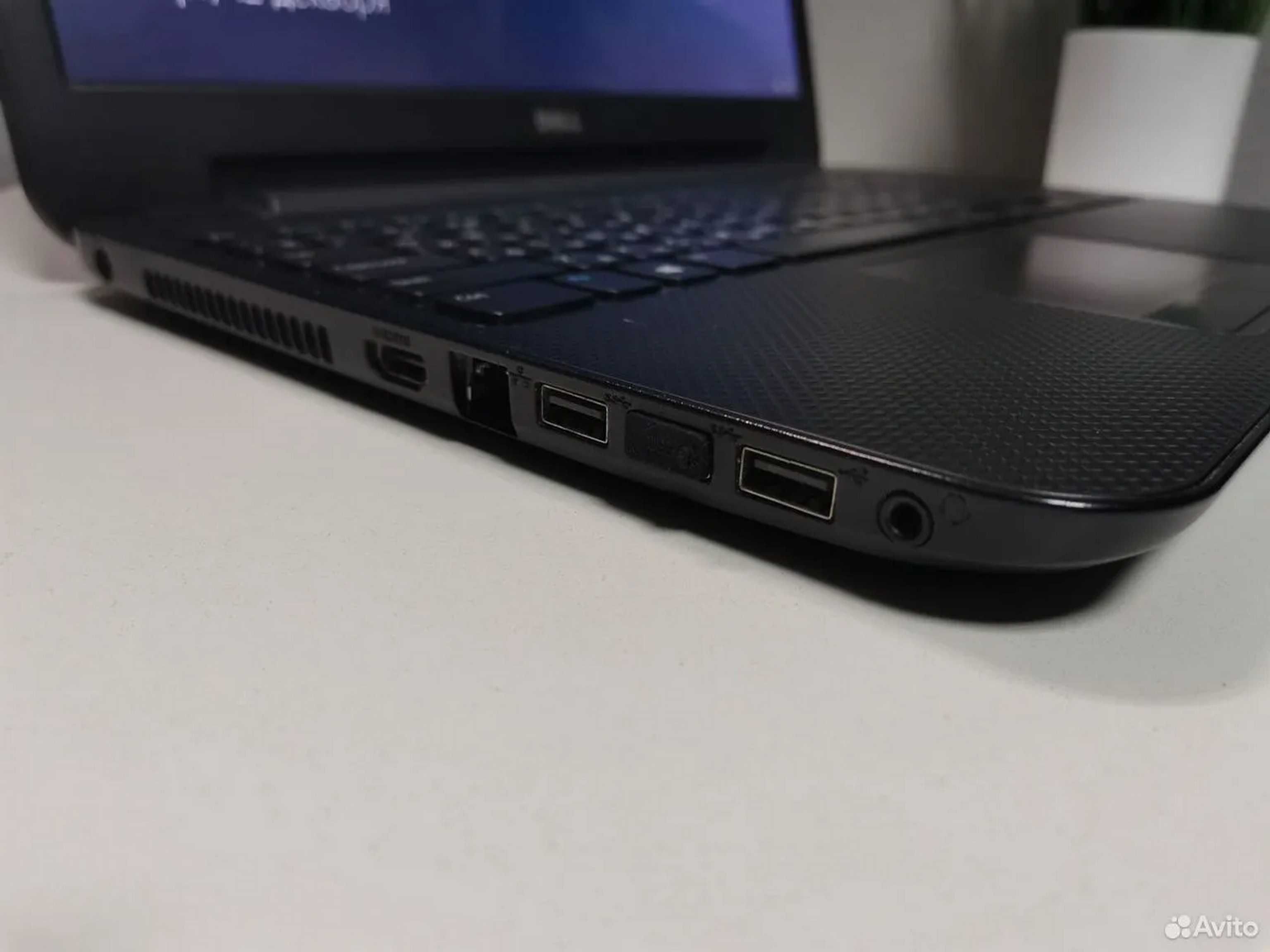 Dell Vostro 15.6" Octacore i5/8GB/256Nvme gama Profissional