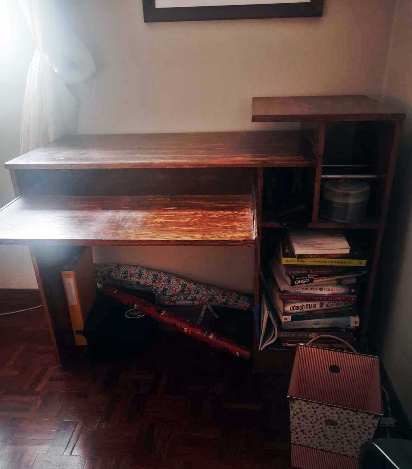 PROMOÇÃO Secretária em madeira pintada 105x45x80