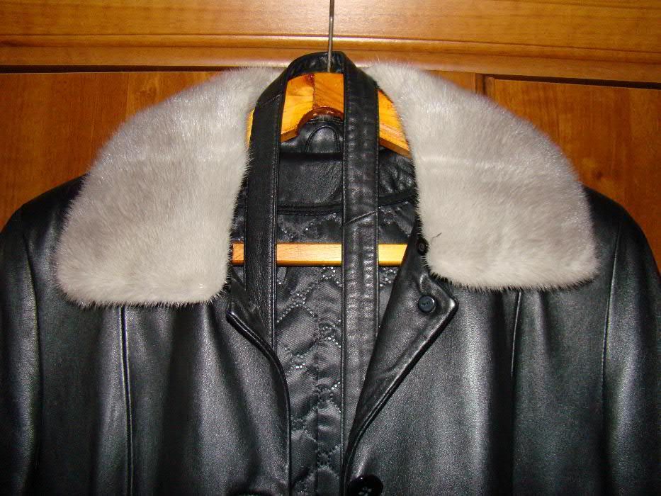 Продам женское кожанное пальто с голубой норкой 46 размер