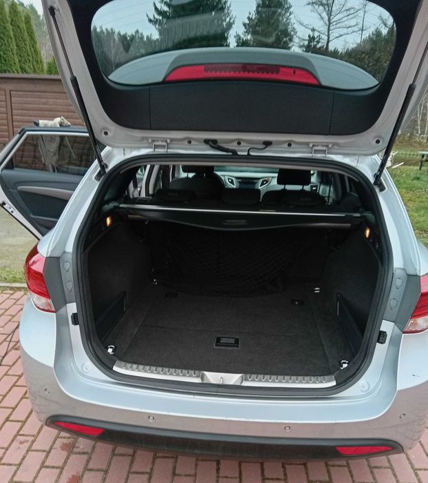 Auto  marki  HYUNDAI   I40