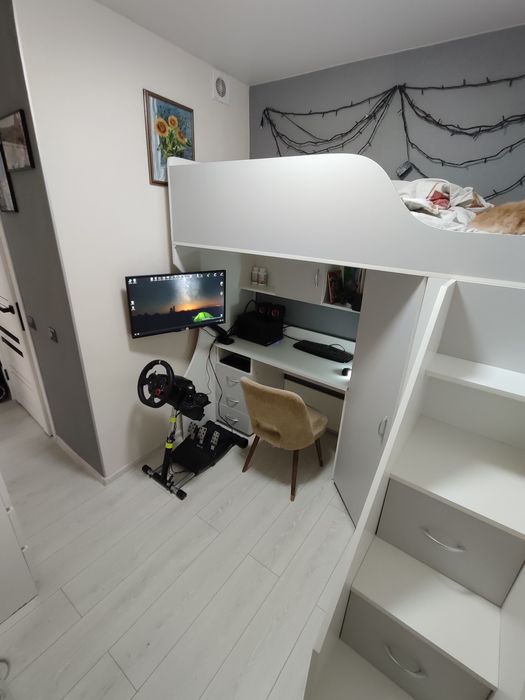 Ліжко-горище, двохярусне