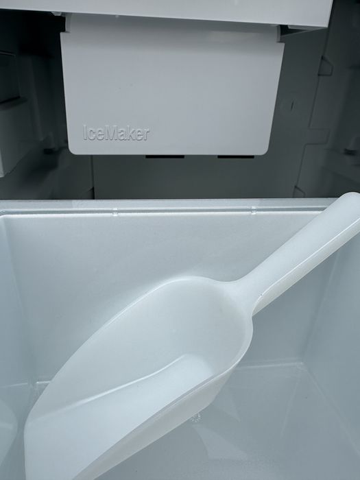 Комплект!! Морозильна камера холодильник Miele K7743 FNS 7794