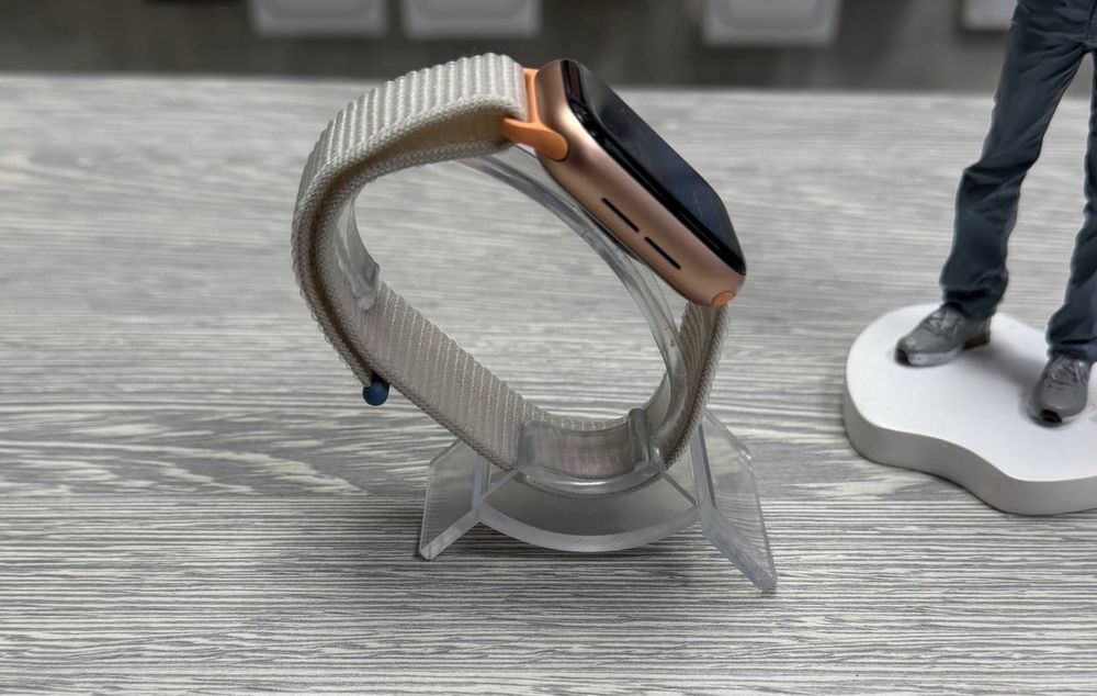 Apple Watch  Series 6 gold 40 mm GPS / 86%