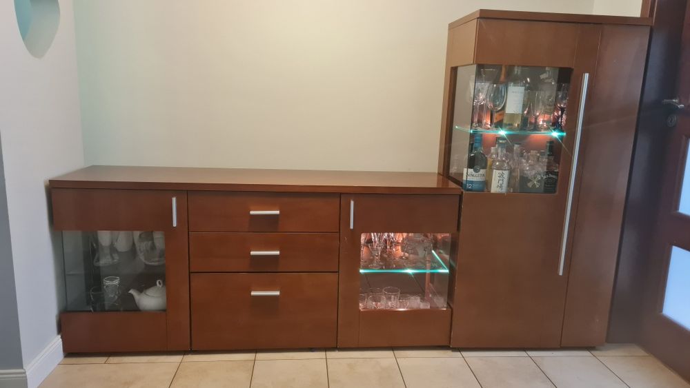 Zestaw komoda + witryna " Bydgoska Fabryka Mebli"