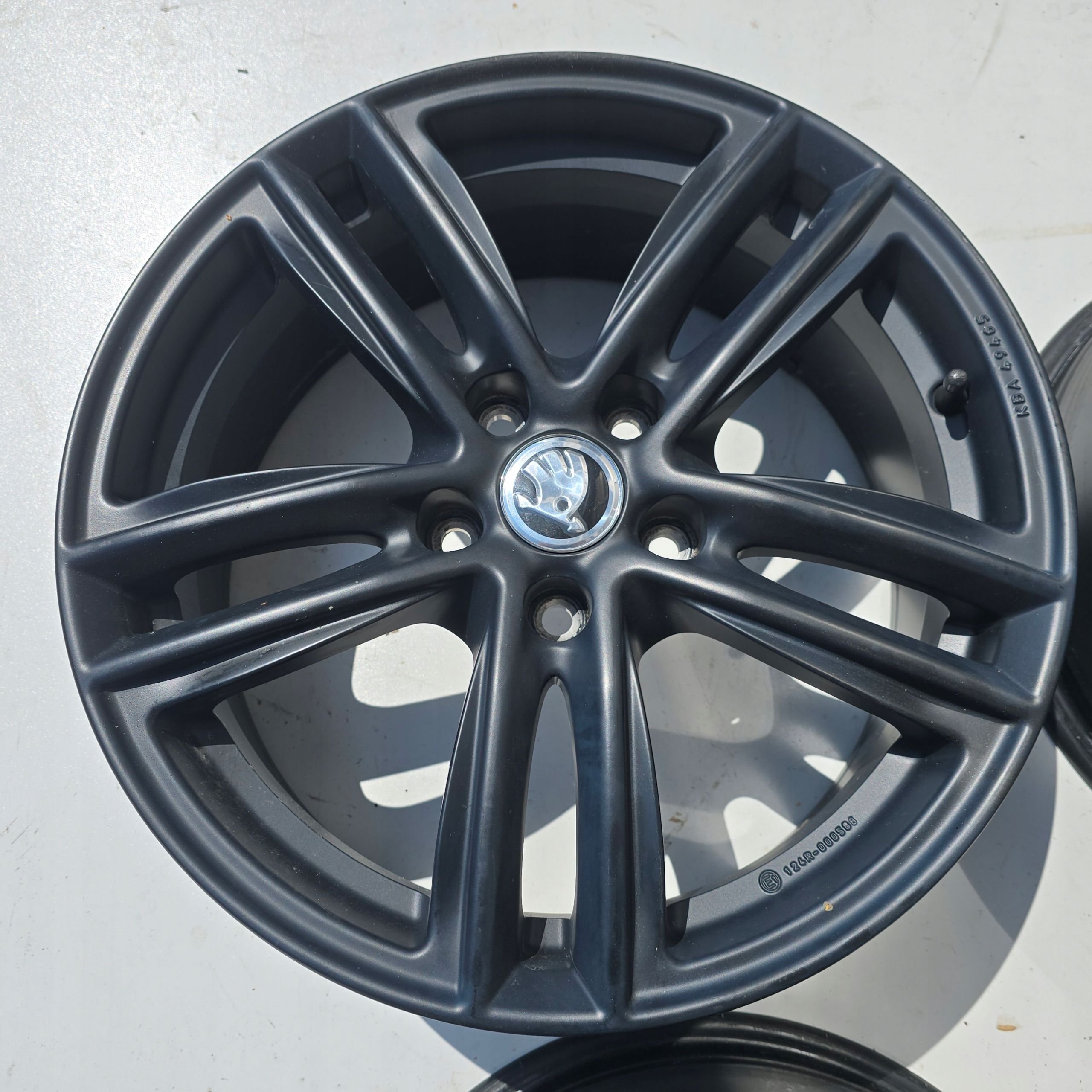 Skoda Superb II Octavia II Iii IV Yeti Karoq 5x112 17'' ET45 7.0 4X