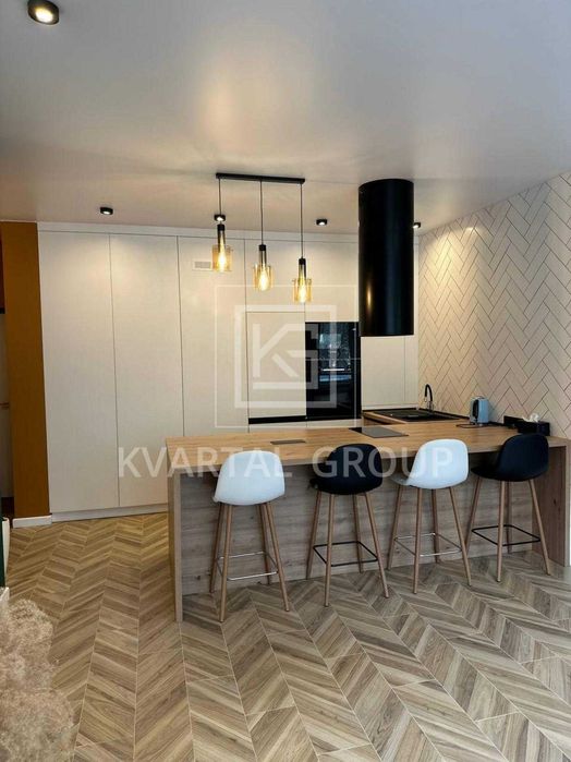 БЕЗ КОМІСІЇ!!! Двушка з дизайн ремонтом. ВИД на ЛІС. Виїзд на Київ