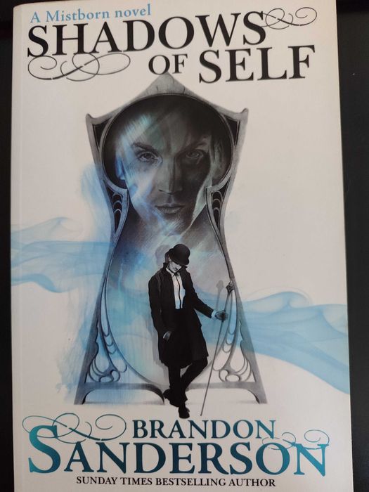 The Shadows of Self de Brandon Sanderson