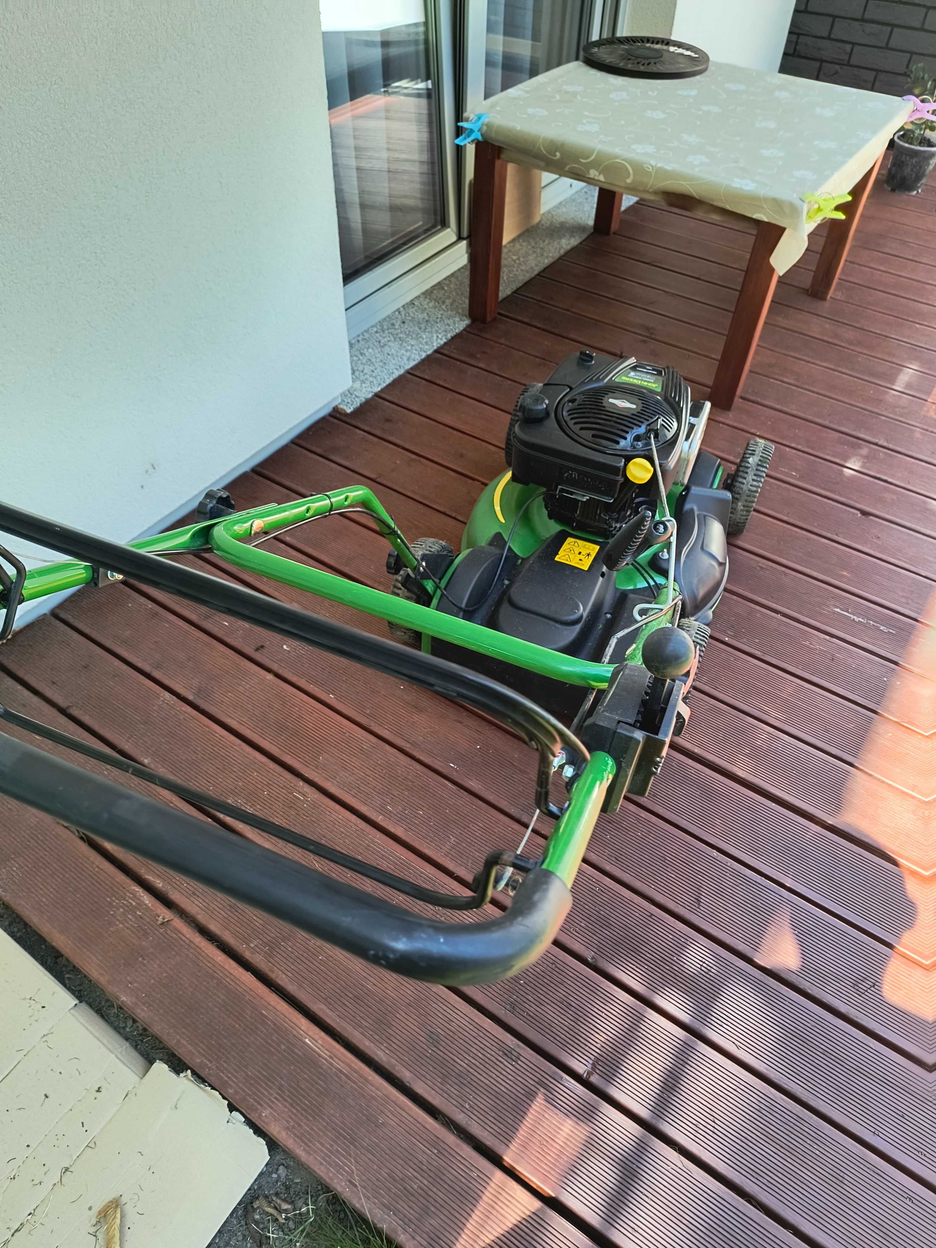 Kosiarka spalinowa JOHN DEERE JS63V