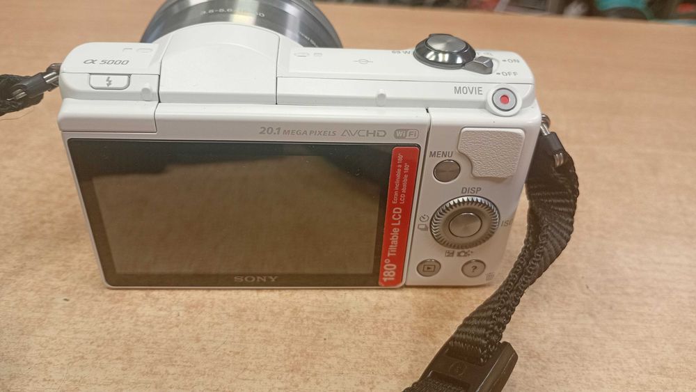 Aparat cyfrowy Sony A5000 +obiektyw SELP 1650 -Komis MADEJ Dębica