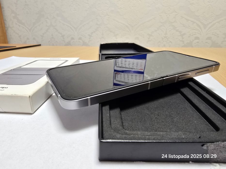 Samsung Z Flip 6 5G 12 GB/256 GB Silver gwarancja