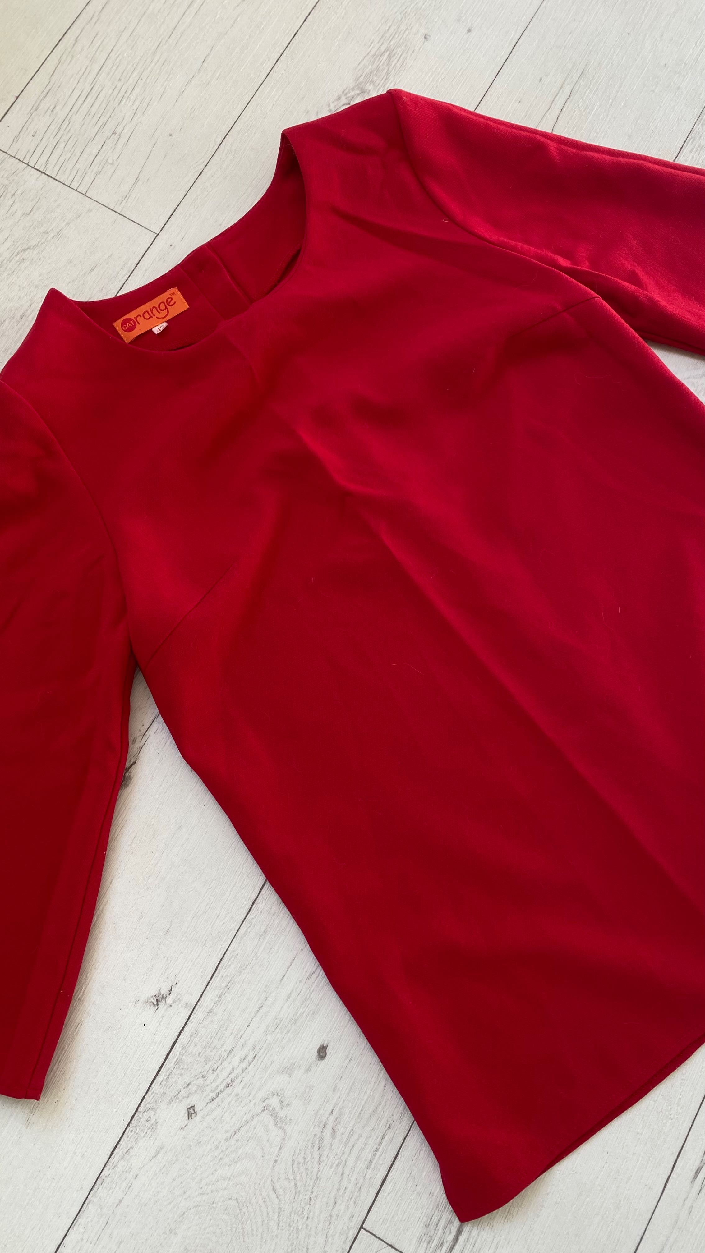 Класична Червона блуза, 42 розміру