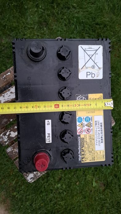 Akumulator Yuasa 65Ah 520A prawy sprawny