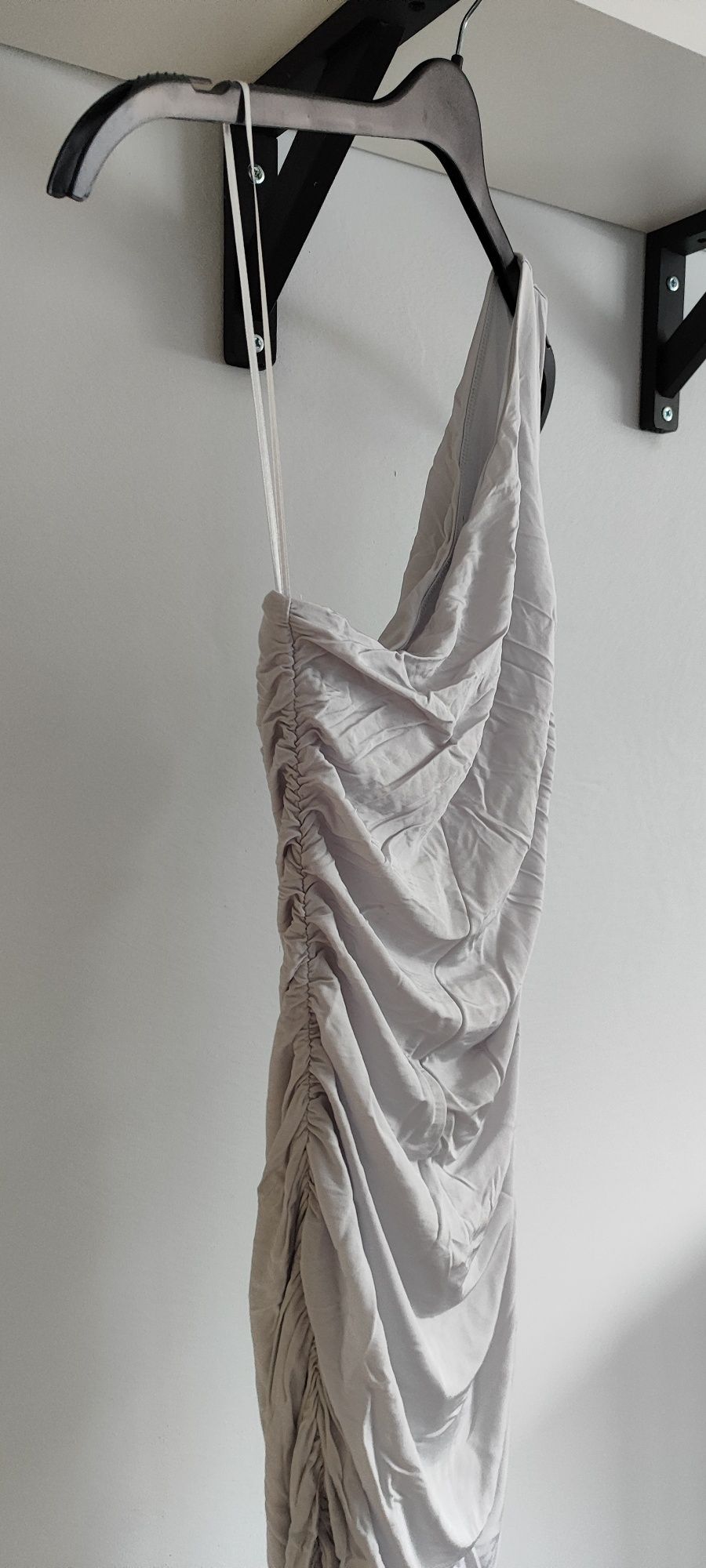 Sukienka dopasowana H&M srebrna marszczona S 36 na jedno ramię