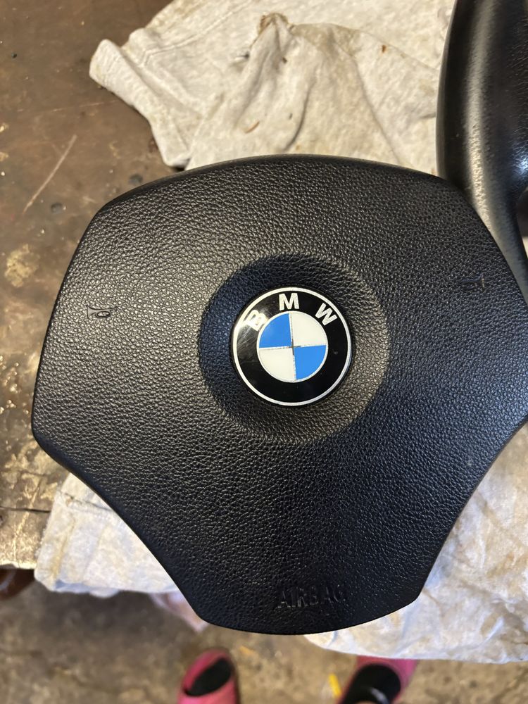Kierownica BMW E90/E91/E92/E87 *Multifunkcja*