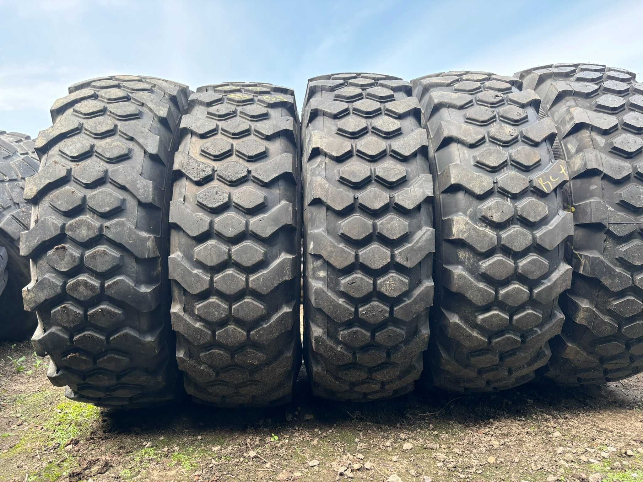 Opona Opony Budowlane Przemysłowe 365/85R20 14.5R20 Continental MPT 80