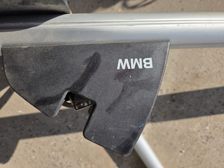 Dachowy bagażnik rowerowy BMW