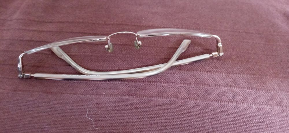 Sprzedam etui i oprawki Trussardi