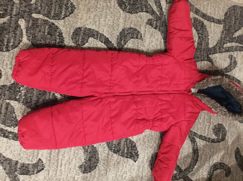 Продам комбинезон Next 2-3года