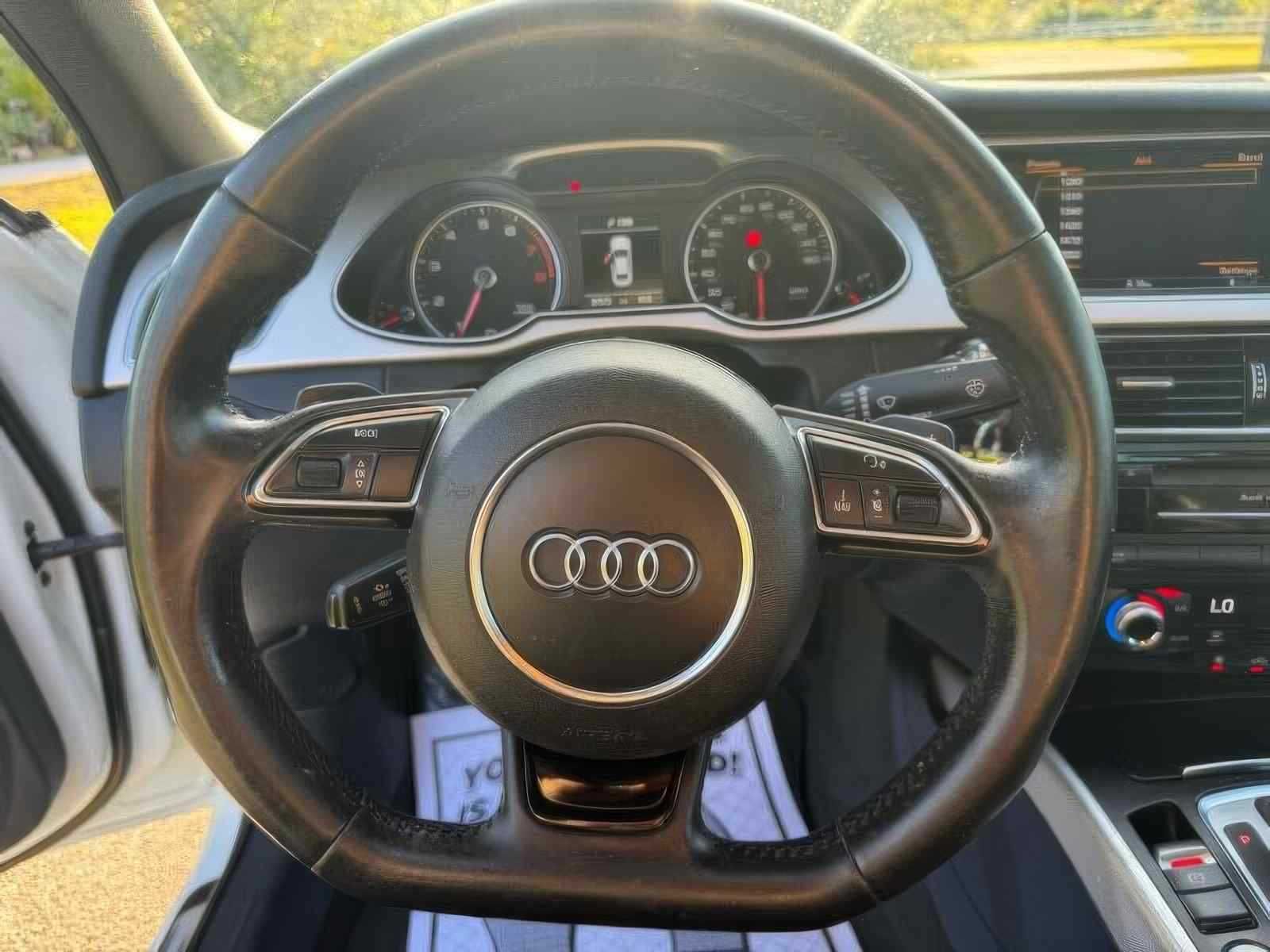 2015    Audi     A4