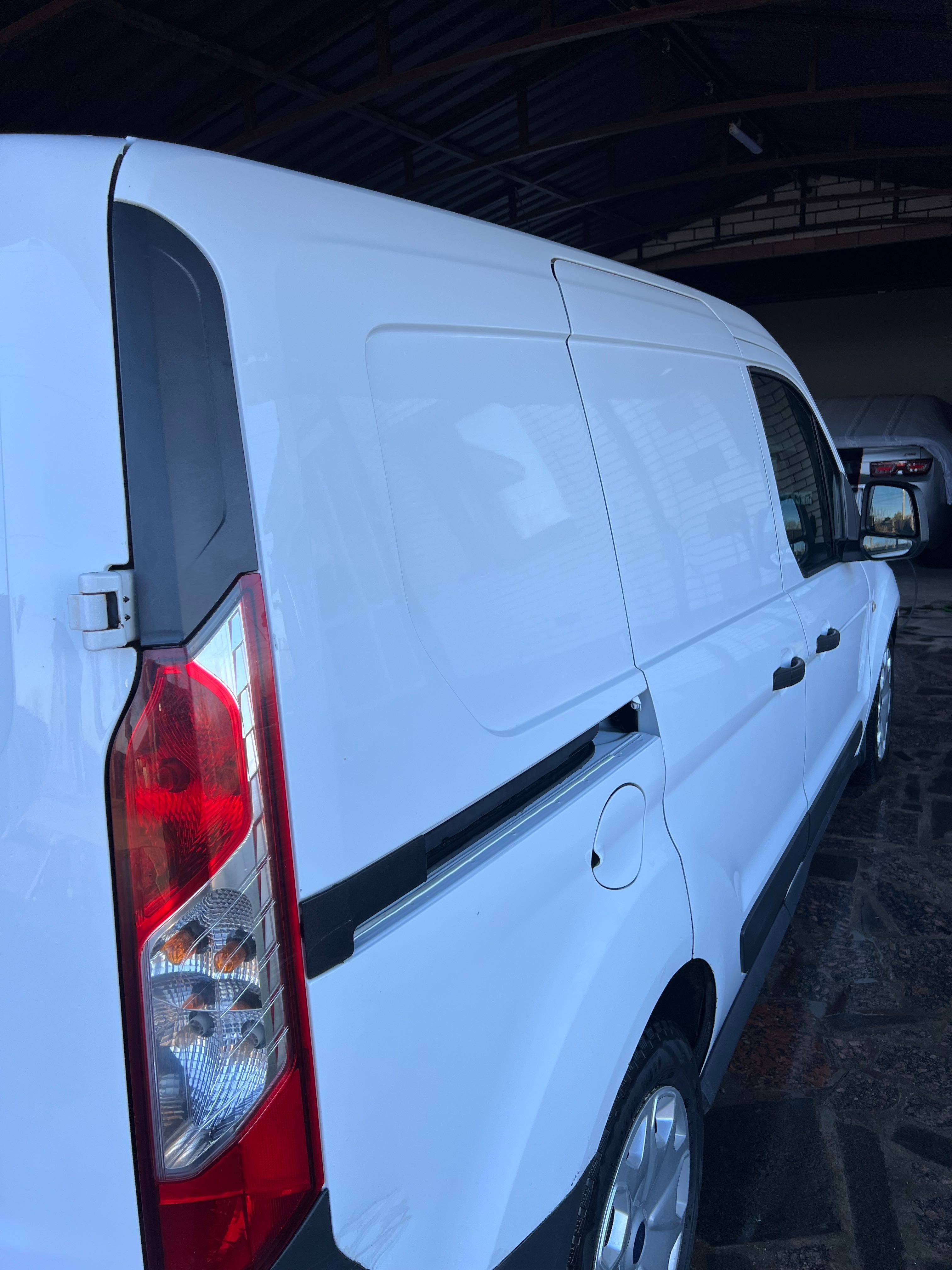 Ford Transit Connect, 1.6, дизель, 157 тис.км., 1 власник