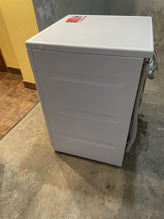 Пральна машинка..Miele v 5000”