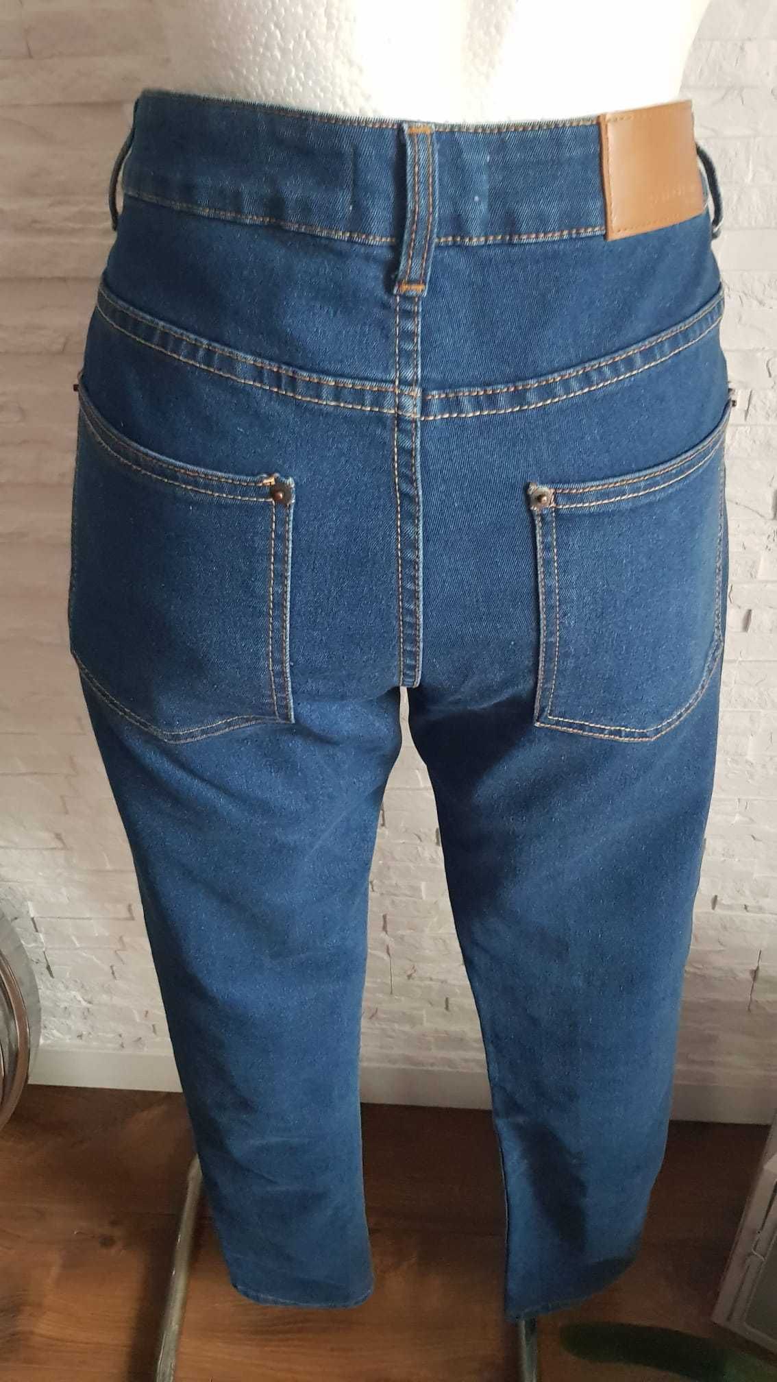 Gina Tricot spodnie jeansowe Silvia Perfect Jeans