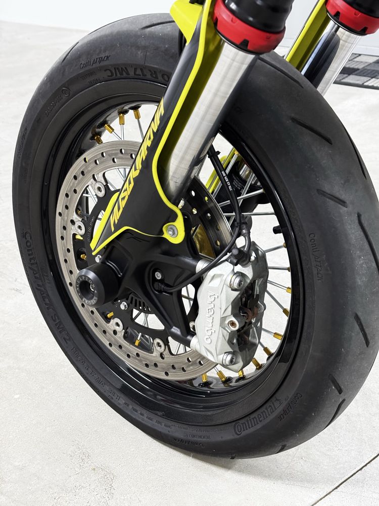 Husqvarna 701 SUPERMOTO