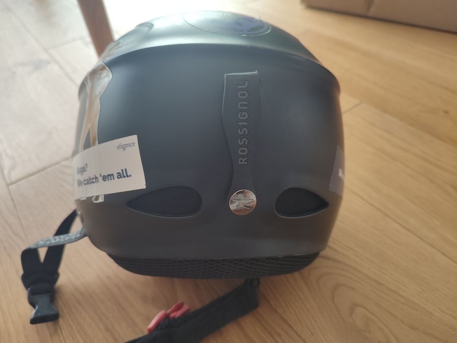 Oddam kask narciarski Rossignol
