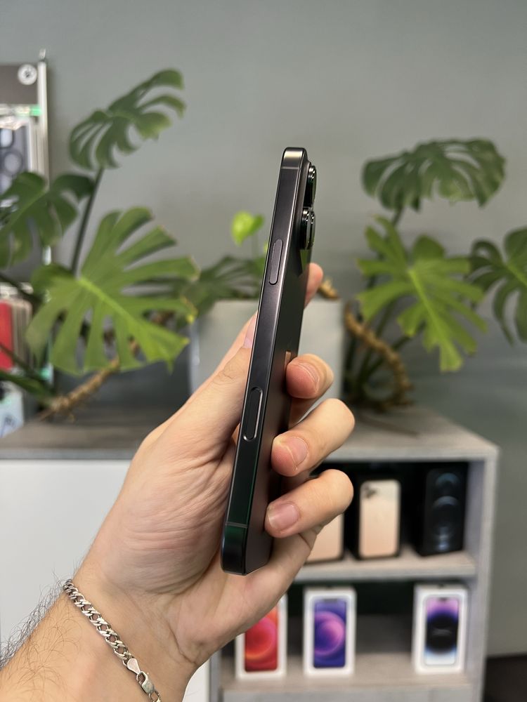 iPhone 16 Pro Max 256Gb Black Tiranium Neverlock від Магазину Ідеал