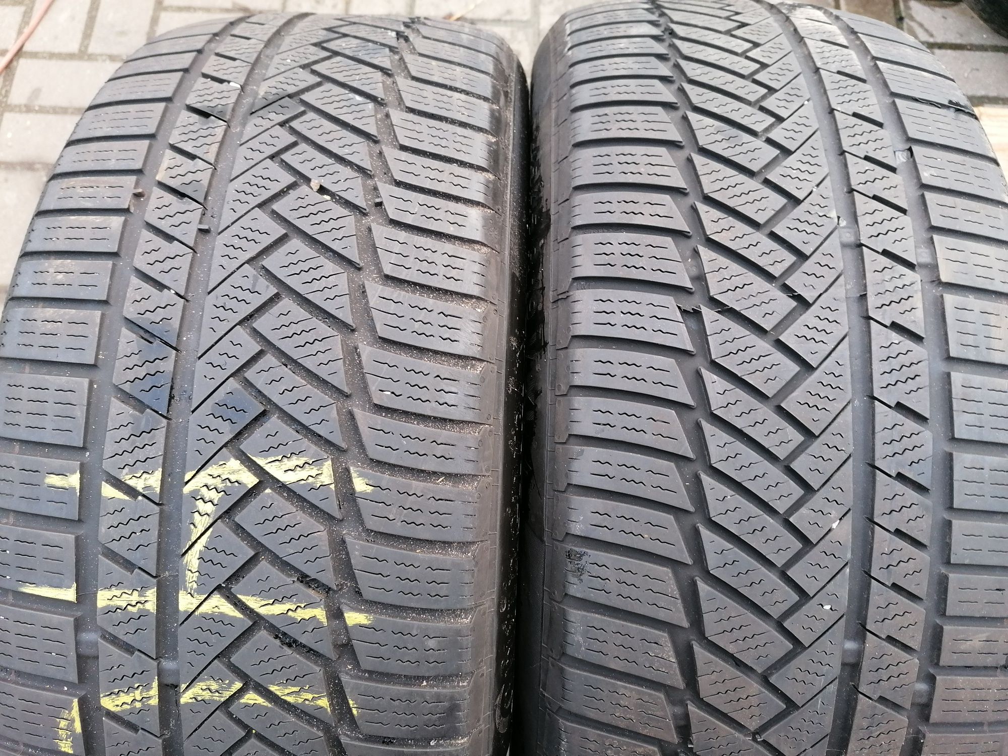 245/45r19 Continental WinterContact