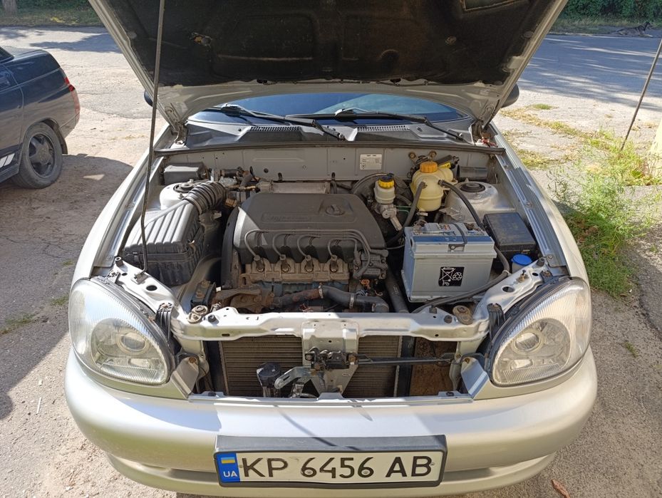 Продам автомобіль в гарному стані.