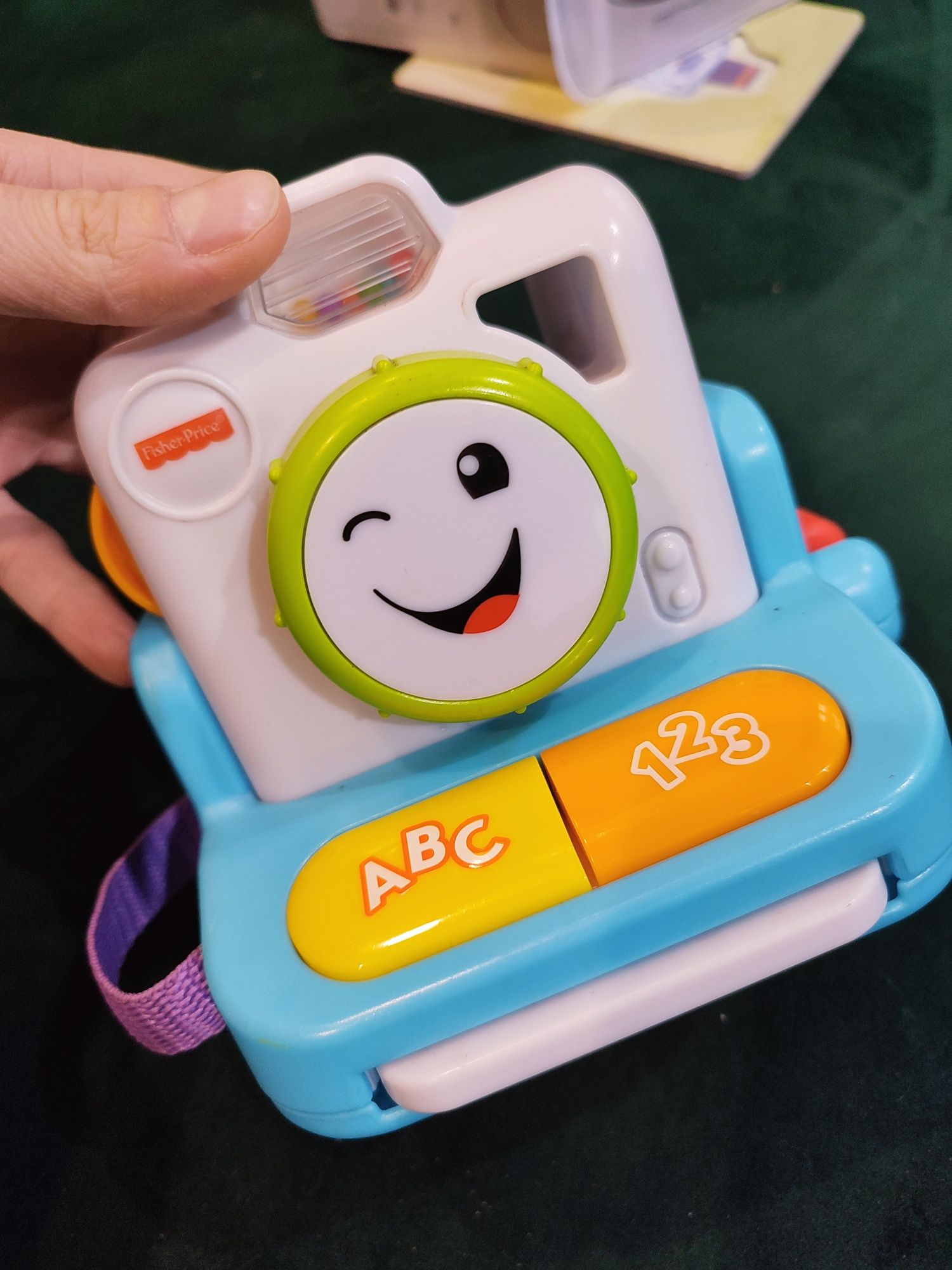 Fisher Price wesoły aparat maluszka