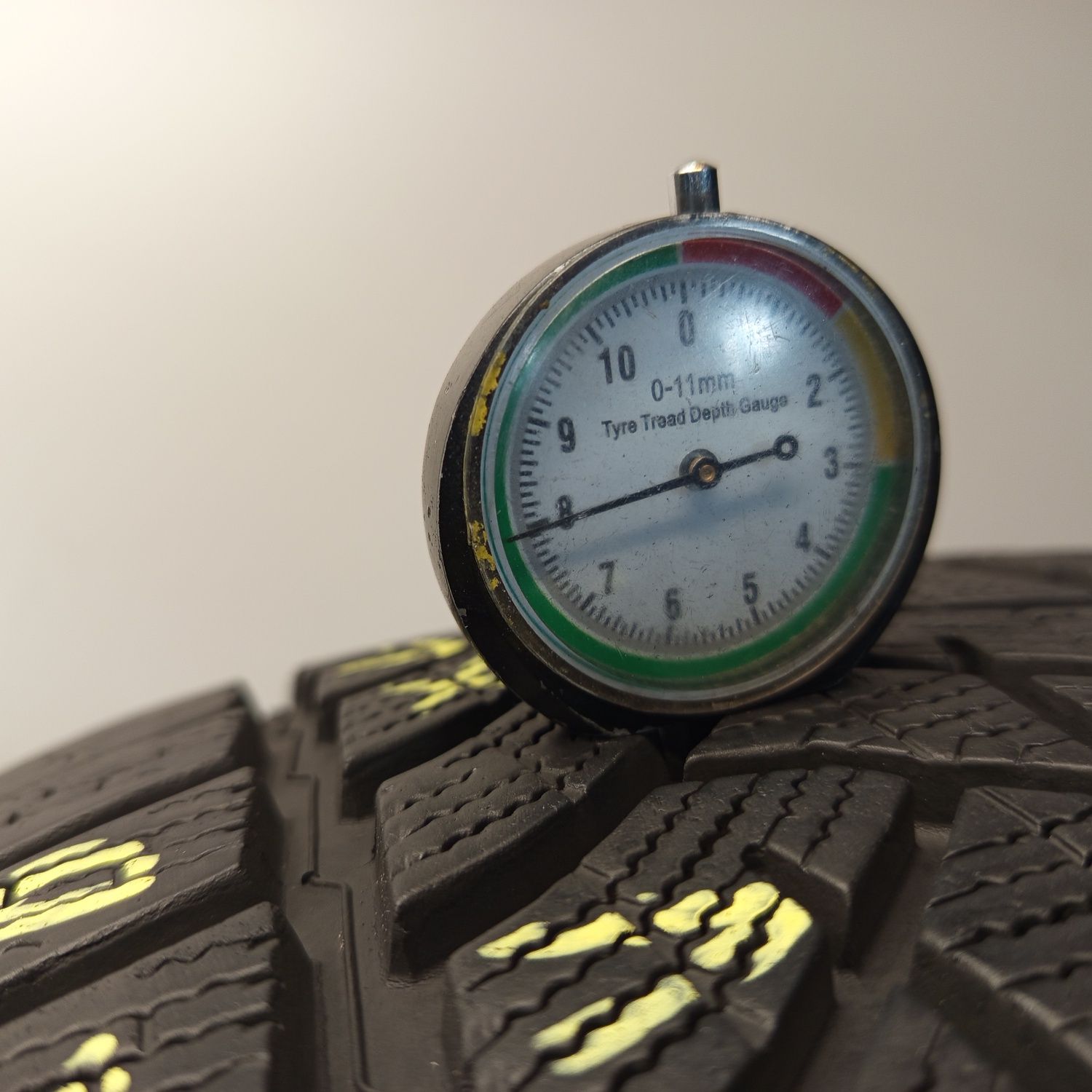 235/45R18 Dunlop WinterSport5