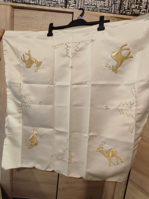 Obrus świąteczny 85x85