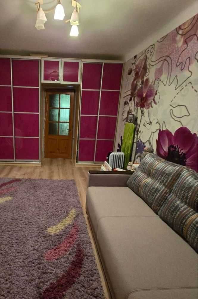 Продаж 3 кімнатної квартири в центрі міста