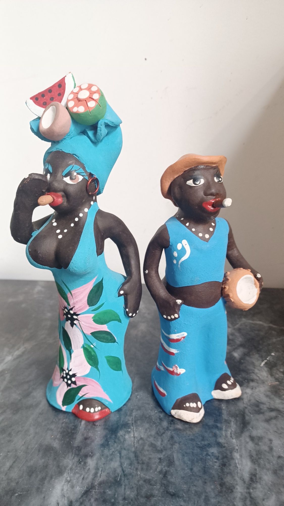 Figuras em barro (casal)