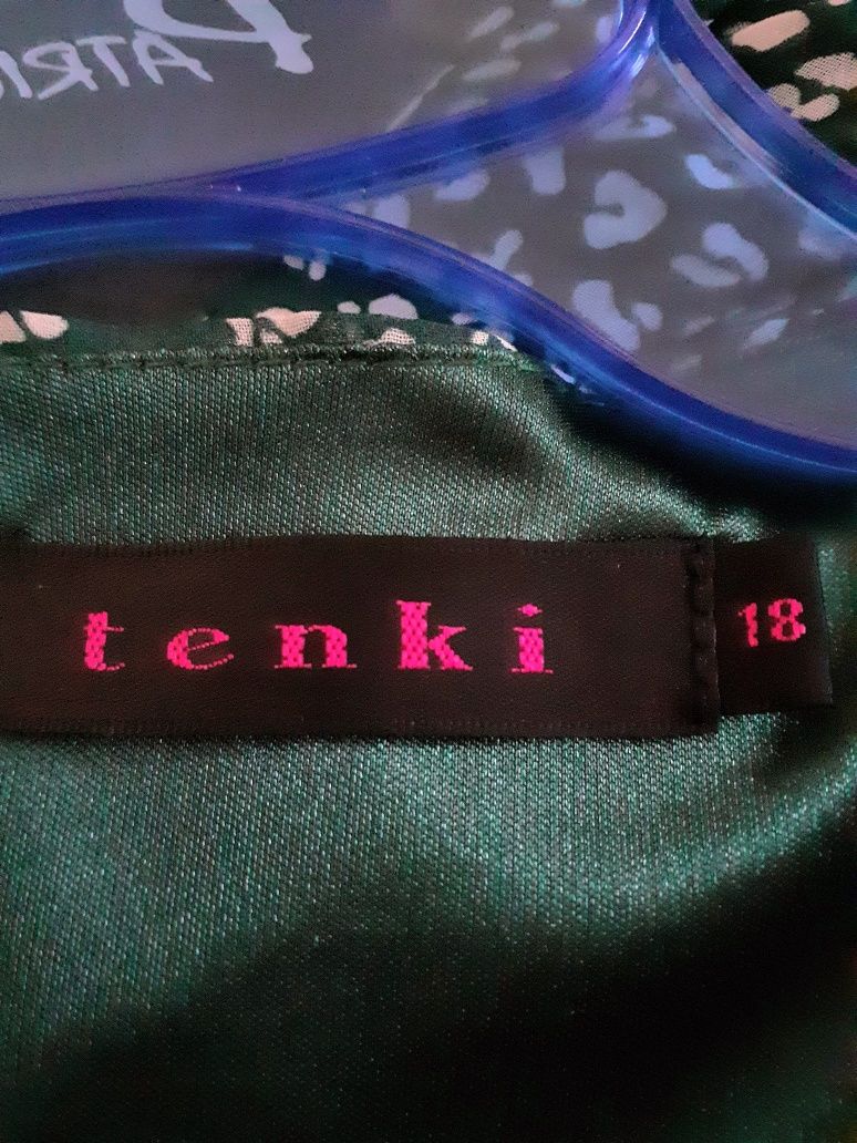 Sukienka krótki rękaw rozm. 18