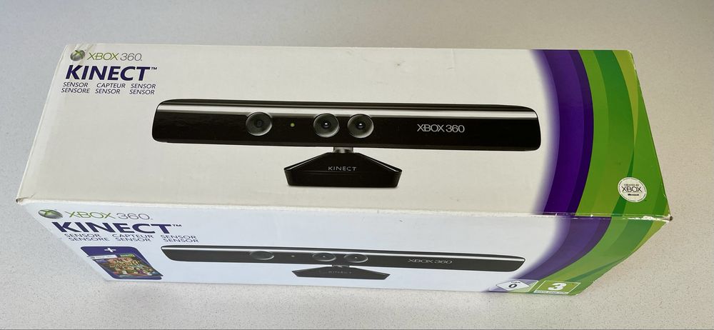 Caixa original Xbox 360 Kinect + jogo Kinect Adventures (sem sensor)
