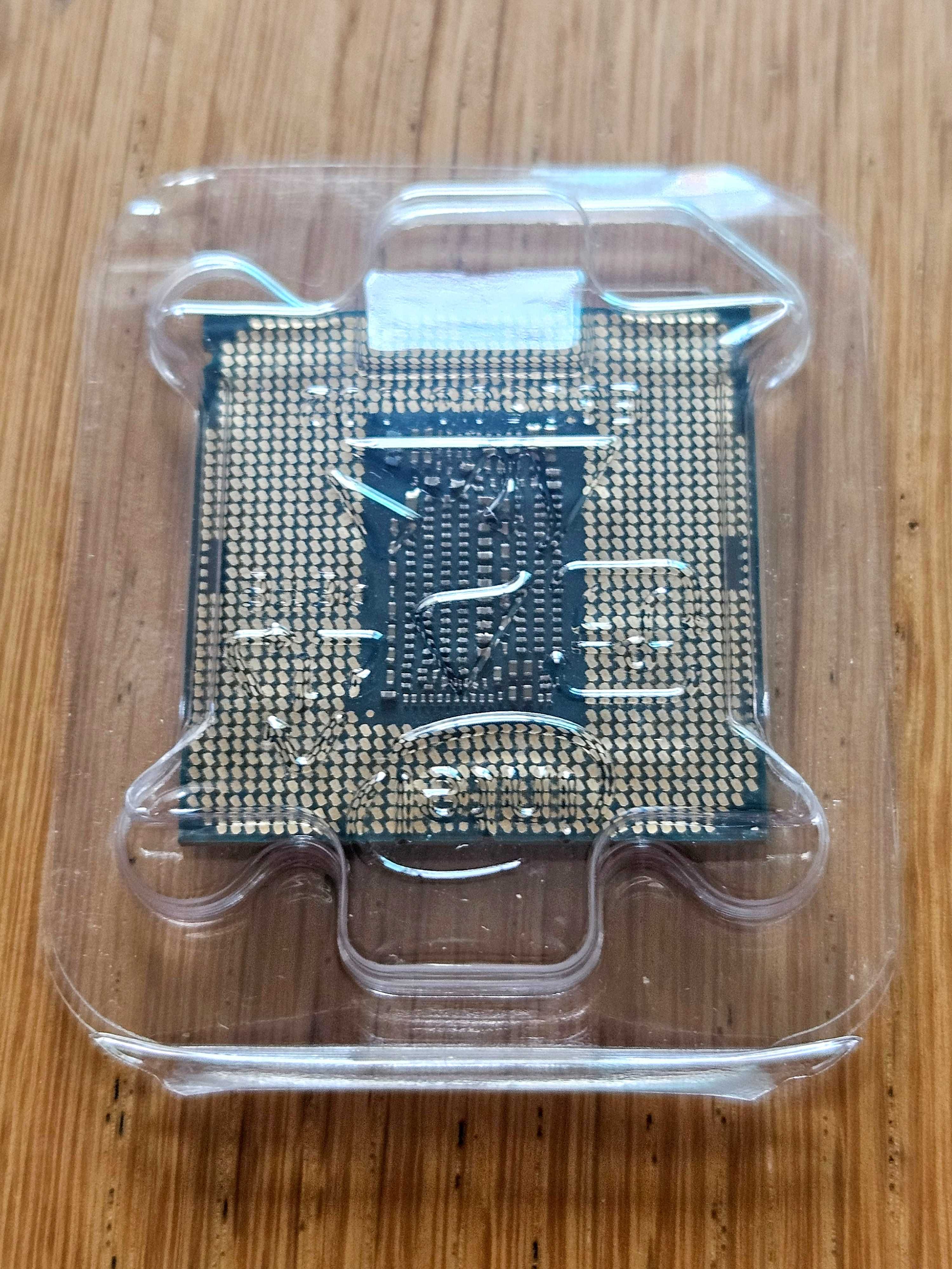 CPU Intel Core i9-9900T ES - Socket LGA1151