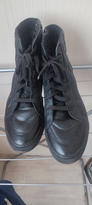 Мужские зимние кожаные 42 р-р